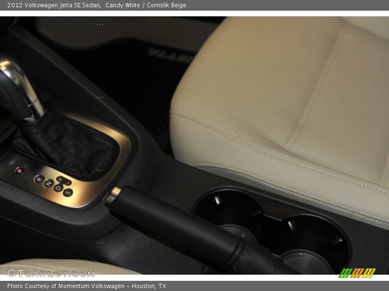 Candy White / Cornsilk Beige 2012 Volkswagen Jetta SE Sedan