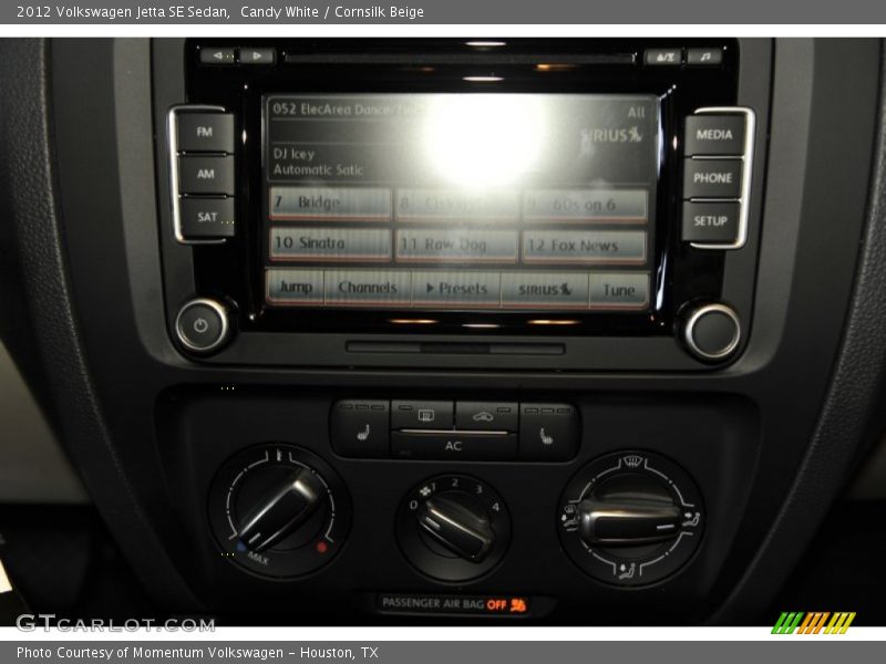 Candy White / Cornsilk Beige 2012 Volkswagen Jetta SE Sedan