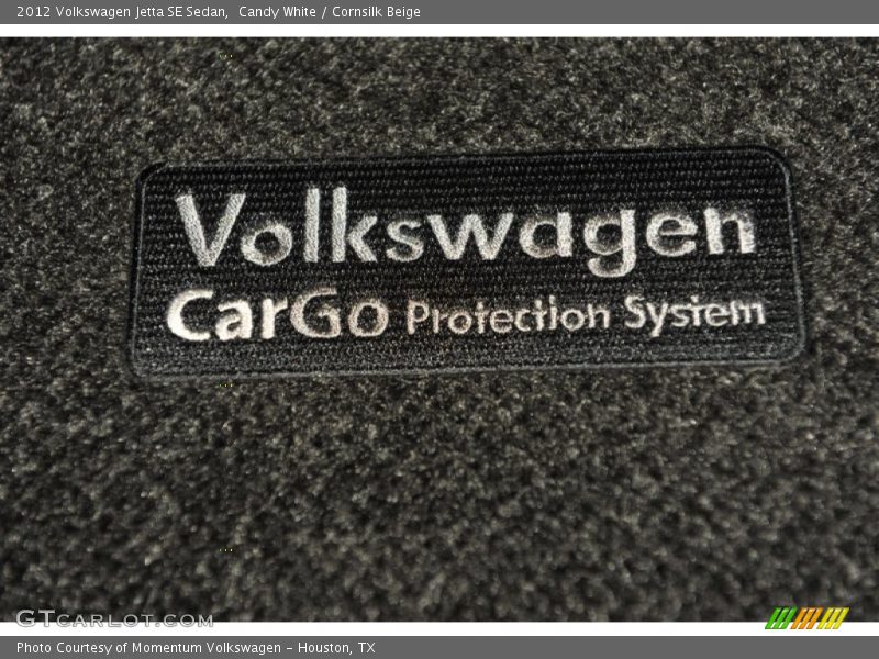 Candy White / Cornsilk Beige 2012 Volkswagen Jetta SE Sedan