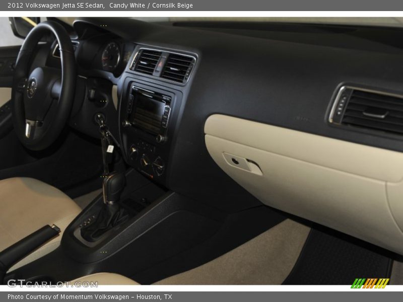 Candy White / Cornsilk Beige 2012 Volkswagen Jetta SE Sedan