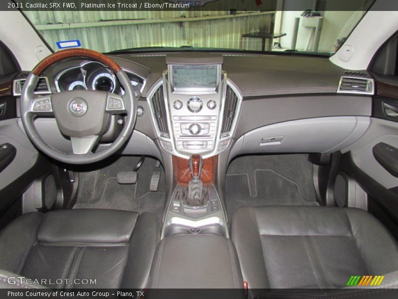 Platinum Ice Tricoat / Ebony/Titanium 2011 Cadillac SRX FWD