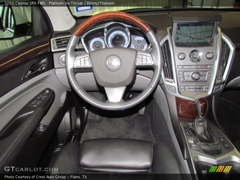 Platinum Ice Tricoat / Ebony/Titanium 2011 Cadillac SRX FWD
