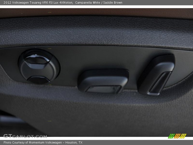 Campanella White / Saddle Brown 2012 Volkswagen Touareg VR6 FSI Lux 4XMotion