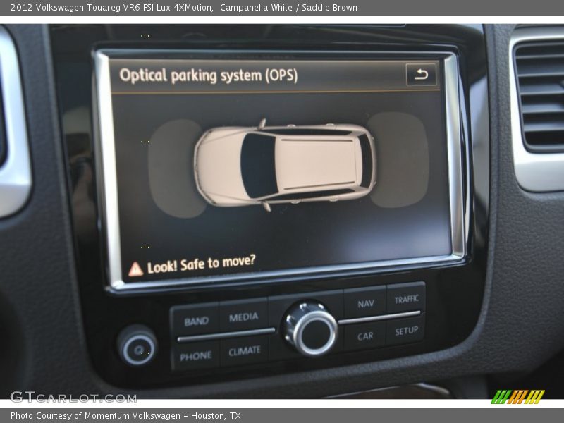 Campanella White / Saddle Brown 2012 Volkswagen Touareg VR6 FSI Lux 4XMotion