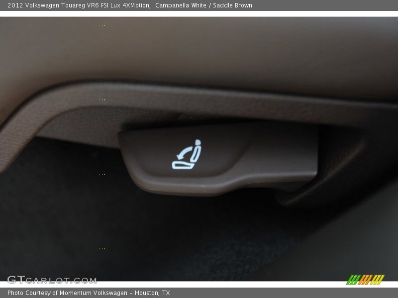 Campanella White / Saddle Brown 2012 Volkswagen Touareg VR6 FSI Lux 4XMotion