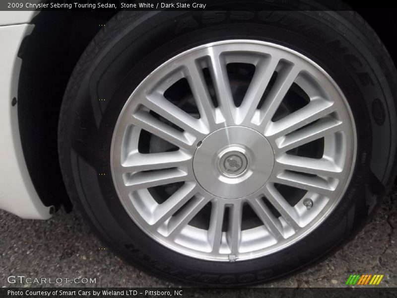 Stone White / Dark Slate Gray 2009 Chrysler Sebring Touring Sedan