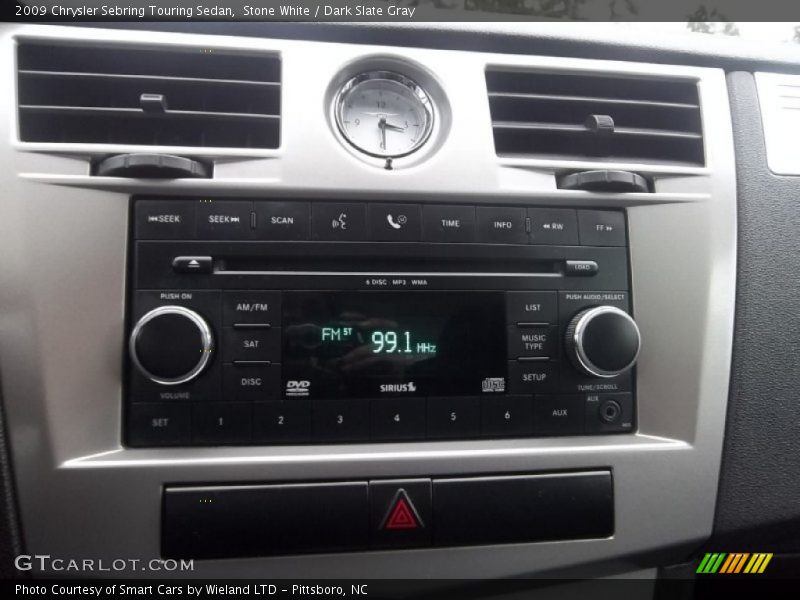 Stone White / Dark Slate Gray 2009 Chrysler Sebring Touring Sedan