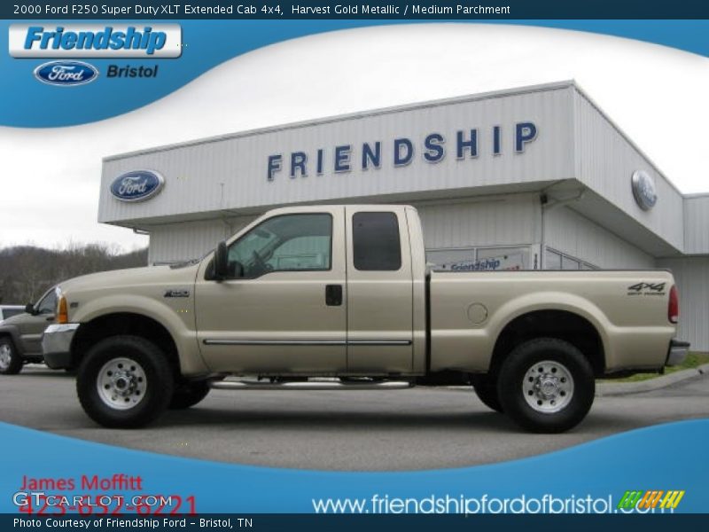 Harvest Gold Metallic / Medium Parchment 2000 Ford F250 Super Duty XLT Extended Cab 4x4