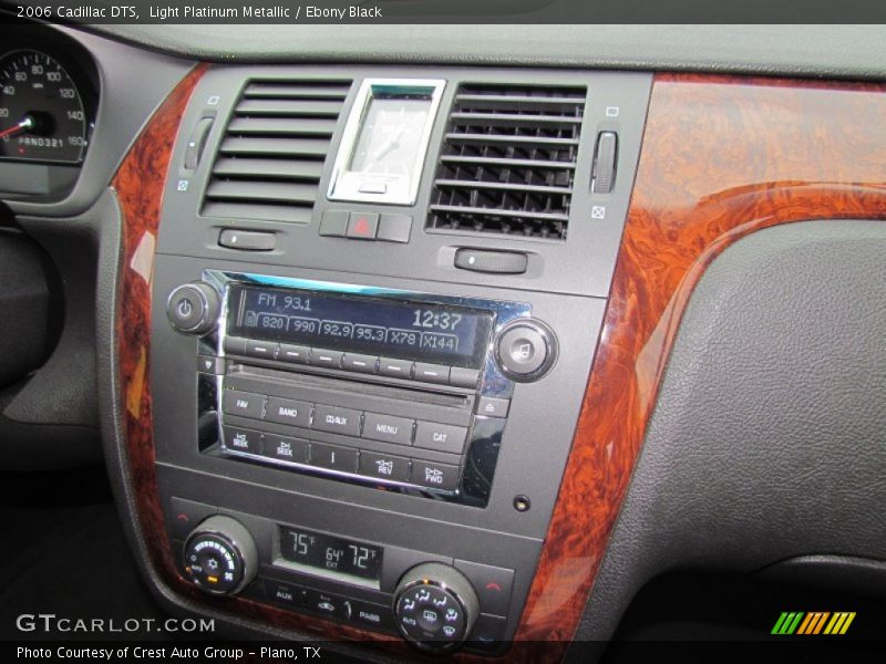 Light Platinum Metallic / Ebony Black 2006 Cadillac DTS