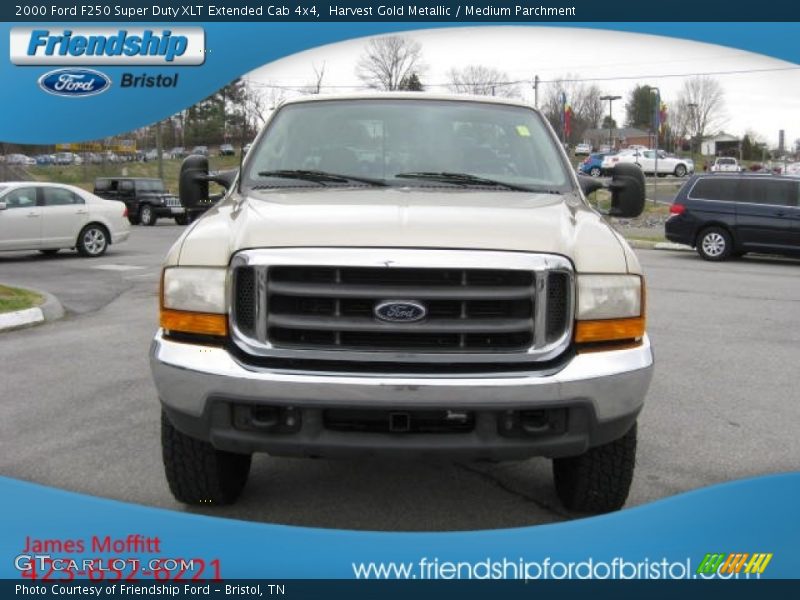 Harvest Gold Metallic / Medium Parchment 2000 Ford F250 Super Duty XLT Extended Cab 4x4