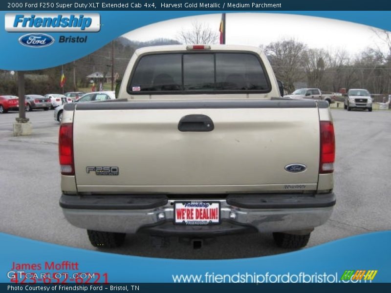 Harvest Gold Metallic / Medium Parchment 2000 Ford F250 Super Duty XLT Extended Cab 4x4