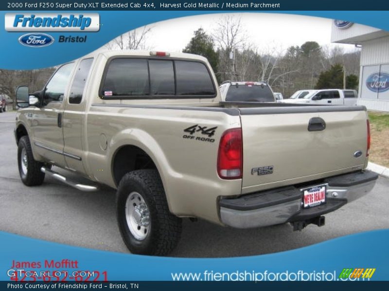 Harvest Gold Metallic / Medium Parchment 2000 Ford F250 Super Duty XLT Extended Cab 4x4