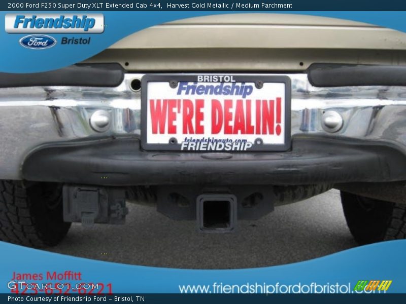 Harvest Gold Metallic / Medium Parchment 2000 Ford F250 Super Duty XLT Extended Cab 4x4