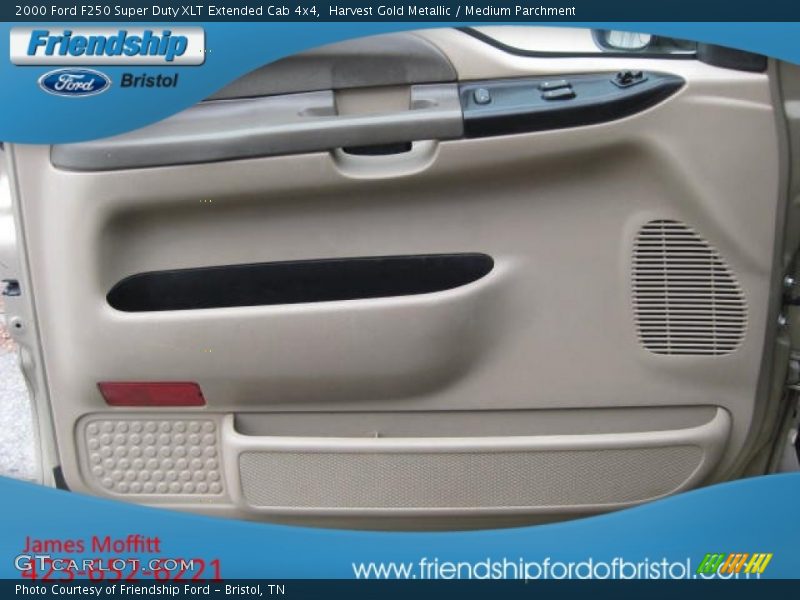 Harvest Gold Metallic / Medium Parchment 2000 Ford F250 Super Duty XLT Extended Cab 4x4