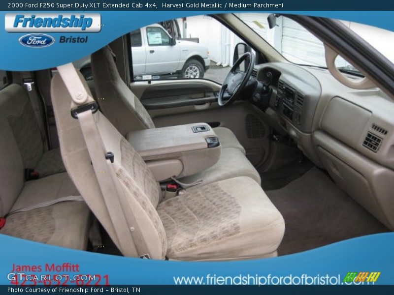 Harvest Gold Metallic / Medium Parchment 2000 Ford F250 Super Duty XLT Extended Cab 4x4