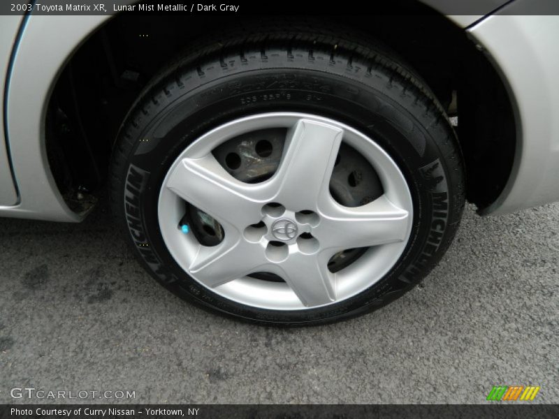 Lunar Mist Metallic / Dark Gray 2003 Toyota Matrix XR