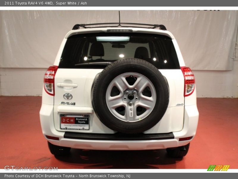 Super White / Ash 2011 Toyota RAV4 V6 4WD