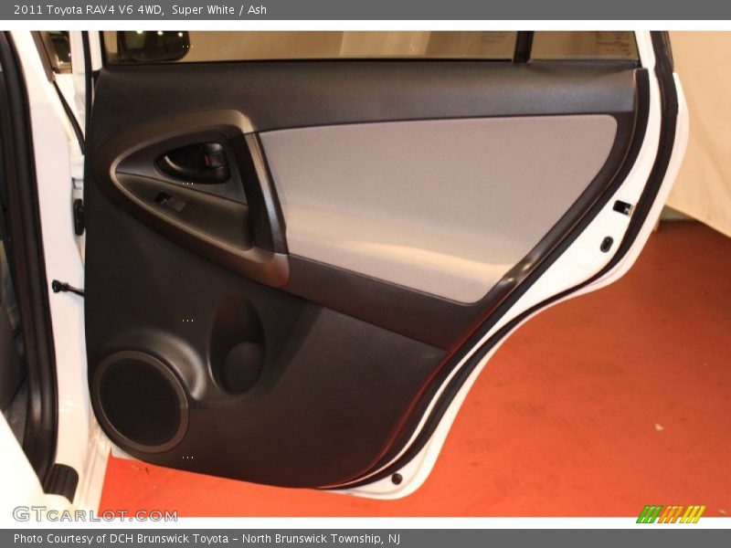 Super White / Ash 2011 Toyota RAV4 V6 4WD