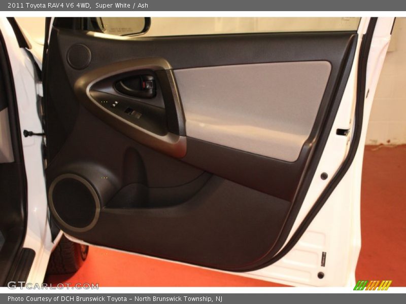 Super White / Ash 2011 Toyota RAV4 V6 4WD