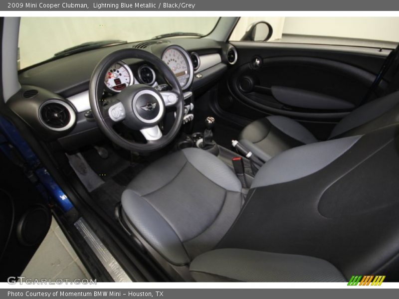 Lightning Blue Metallic / Black/Grey 2009 Mini Cooper Clubman
