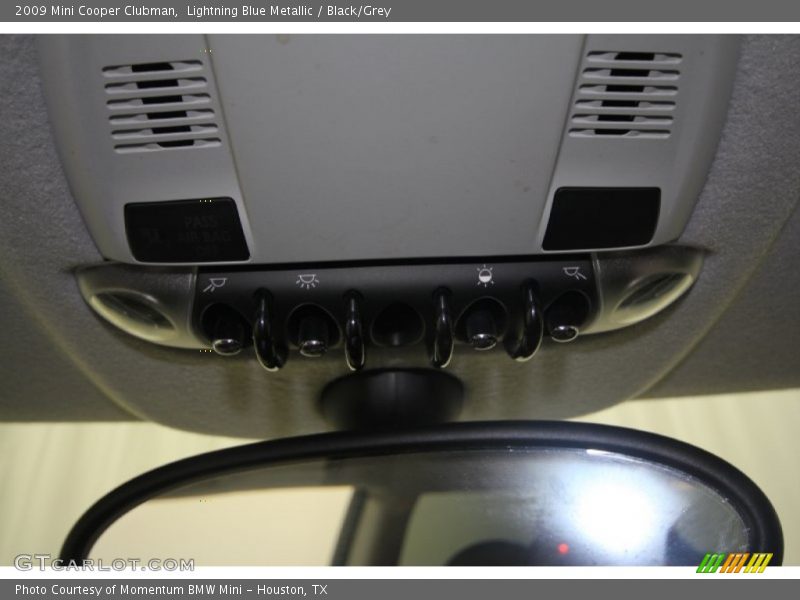 Lightning Blue Metallic / Black/Grey 2009 Mini Cooper Clubman