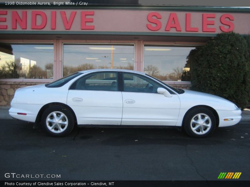 Bright White / Gray 1998 Oldsmobile Aurora