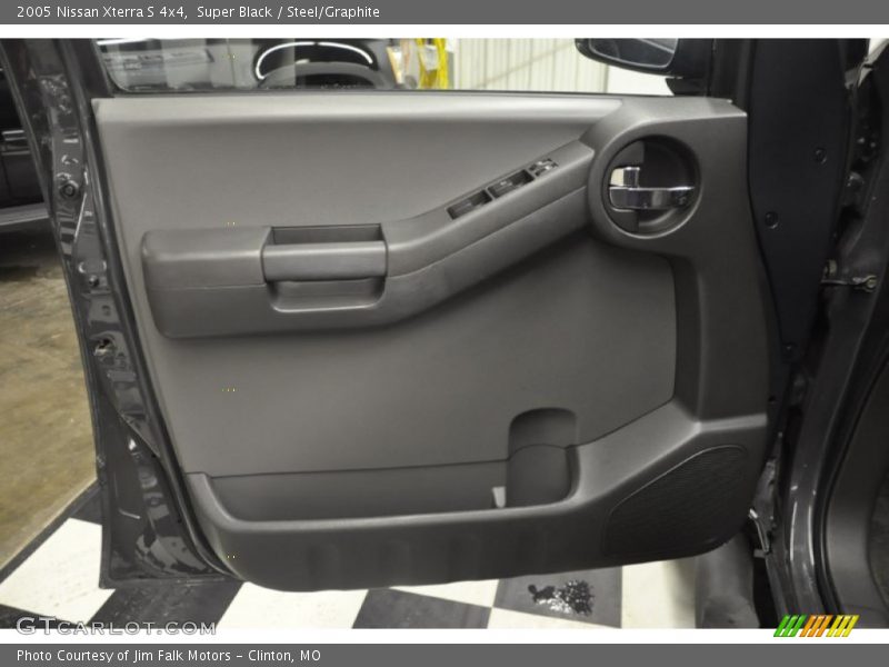 Super Black / Steel/Graphite 2005 Nissan Xterra S 4x4