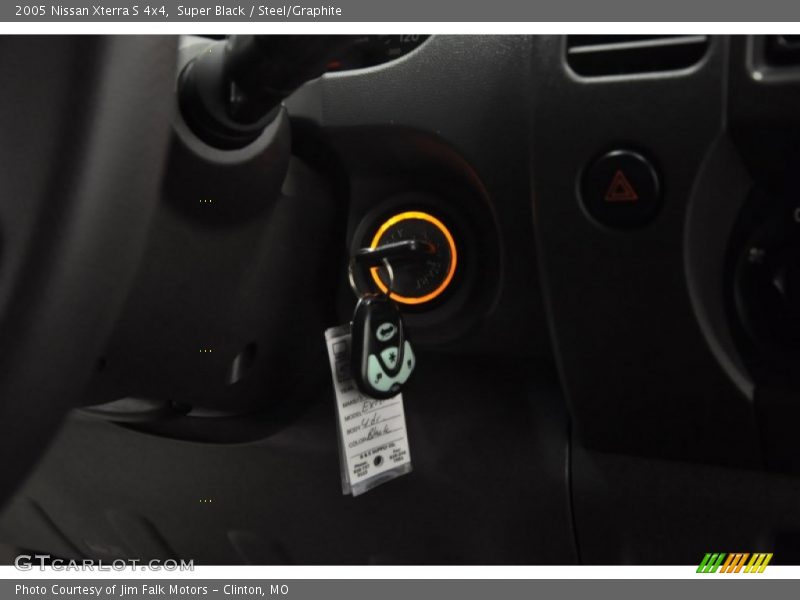 Super Black / Steel/Graphite 2005 Nissan Xterra S 4x4