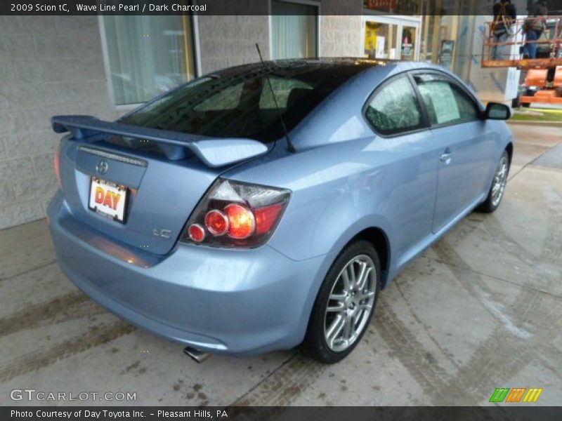 Wave Line Pearl / Dark Charcoal 2009 Scion tC