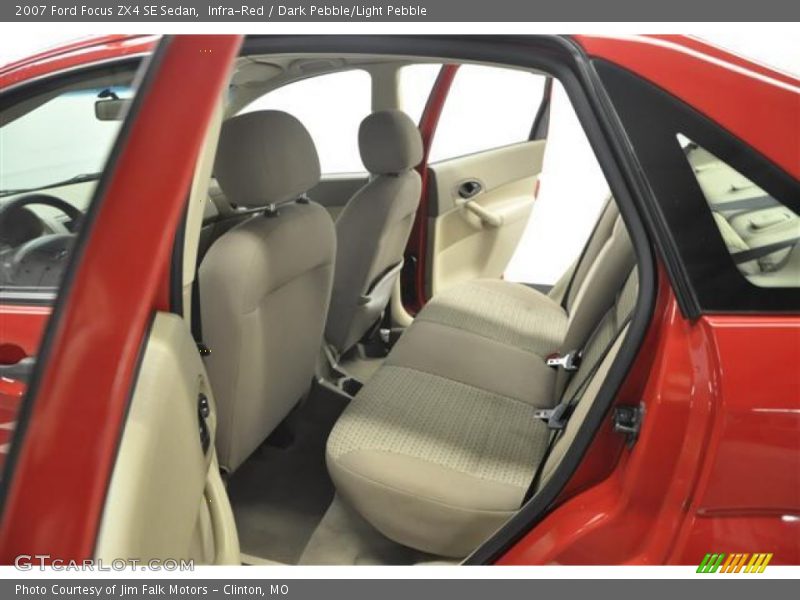 Infra-Red / Dark Pebble/Light Pebble 2007 Ford Focus ZX4 SE Sedan
