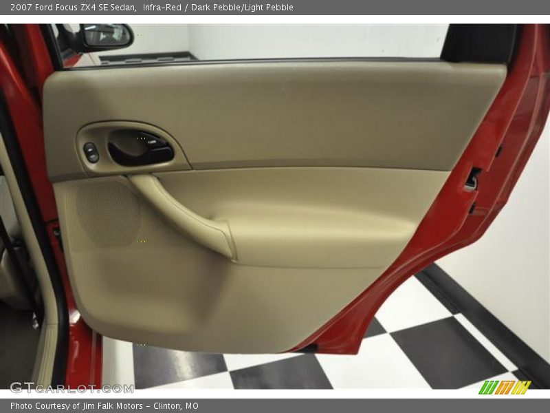 Infra-Red / Dark Pebble/Light Pebble 2007 Ford Focus ZX4 SE Sedan