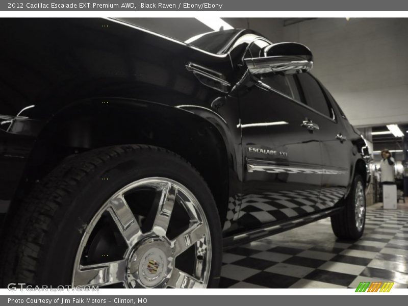 Black Raven / Ebony/Ebony 2012 Cadillac Escalade EXT Premium AWD