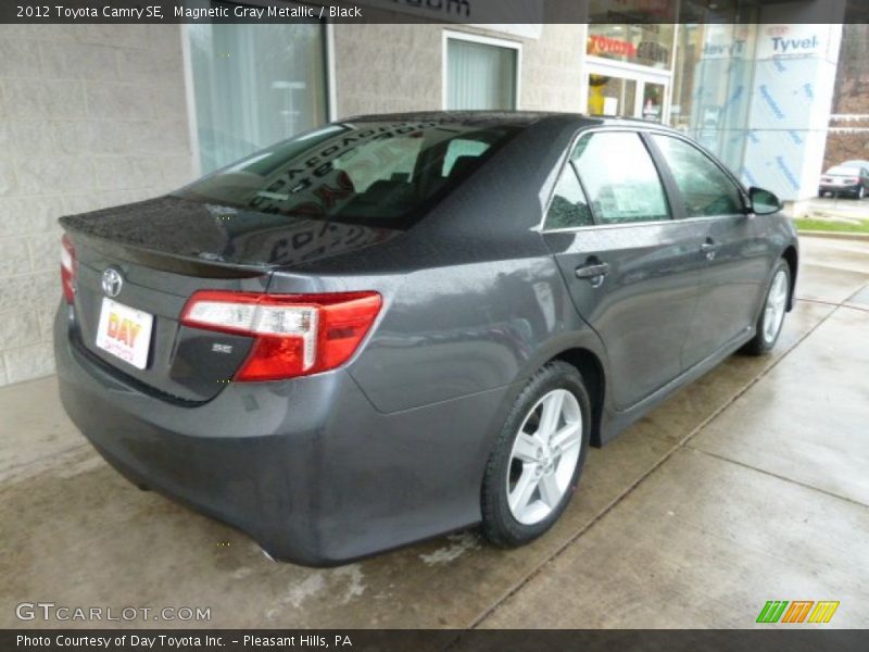 Magnetic Gray Metallic / Black 2012 Toyota Camry SE