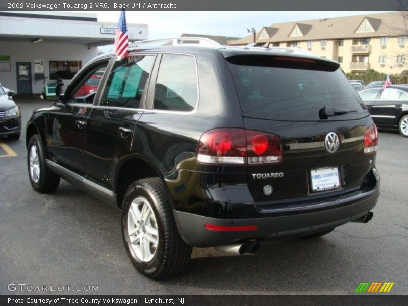 Black Uni / Anthracite 2009 Volkswagen Touareg 2 VR6