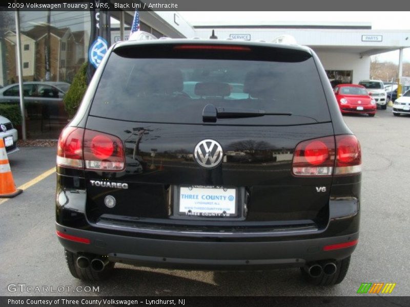 Black Uni / Anthracite 2009 Volkswagen Touareg 2 VR6