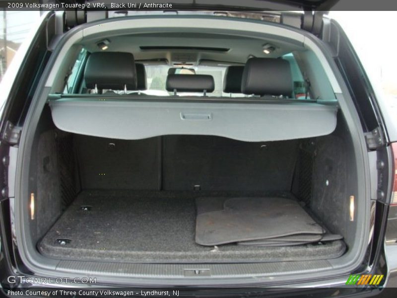 Black Uni / Anthracite 2009 Volkswagen Touareg 2 VR6