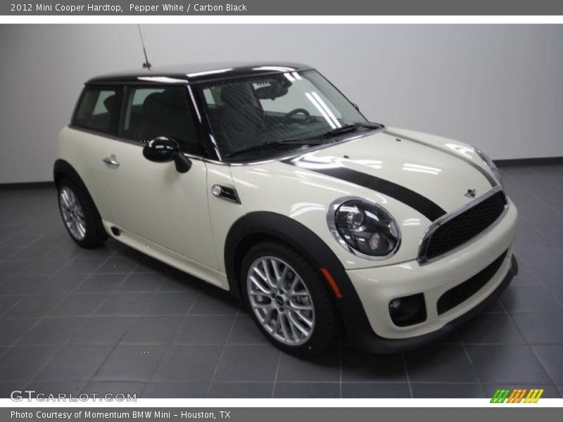 Pepper White / Carbon Black 2012 Mini Cooper Hardtop