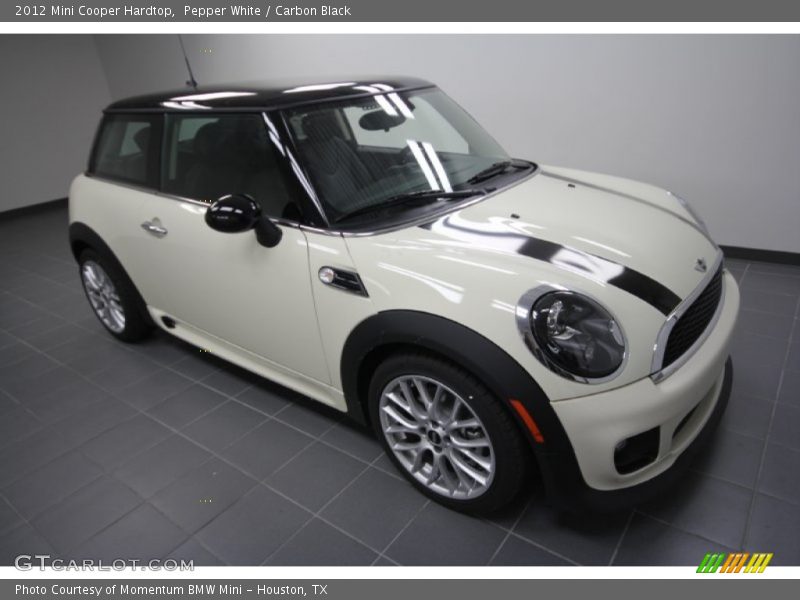 Pepper White / Carbon Black 2012 Mini Cooper Hardtop