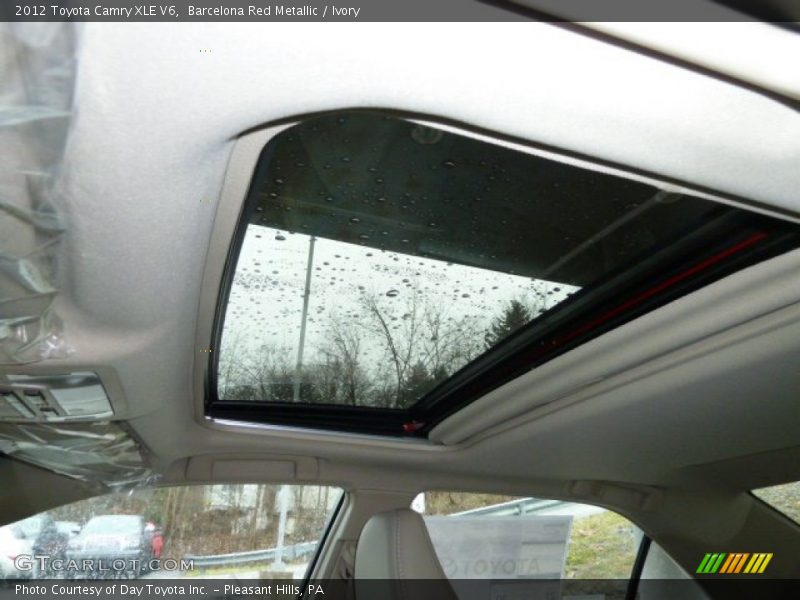 Barcelona Red Metallic / Ivory 2012 Toyota Camry XLE V6