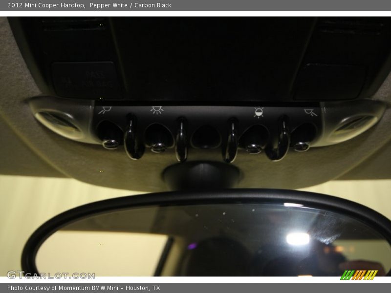 Pepper White / Carbon Black 2012 Mini Cooper Hardtop
