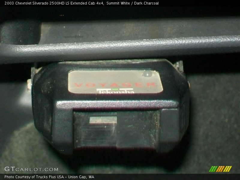 Summit White / Dark Charcoal 2003 Chevrolet Silverado 2500HD LS Extended Cab 4x4
