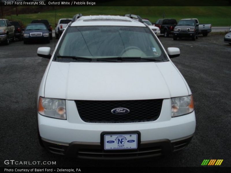 Oxford White / Pebble Beige 2007 Ford Freestyle SEL