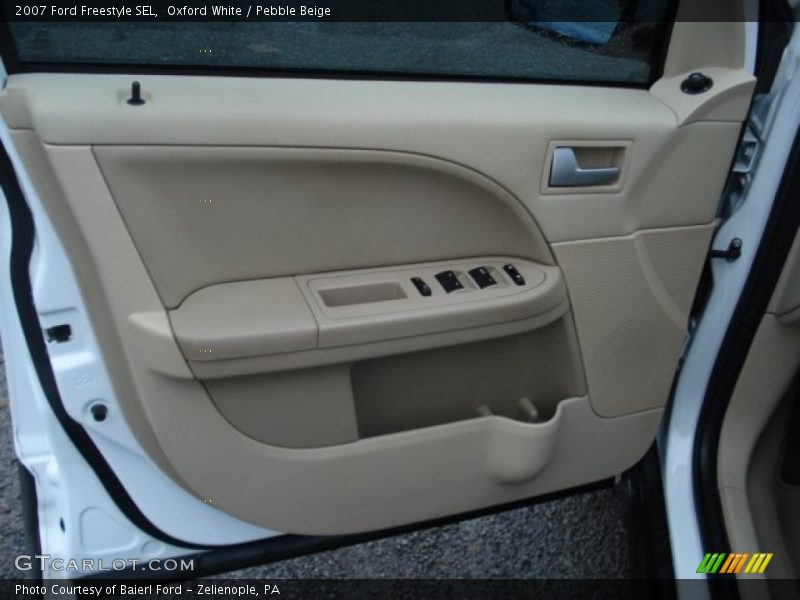 Oxford White / Pebble Beige 2007 Ford Freestyle SEL
