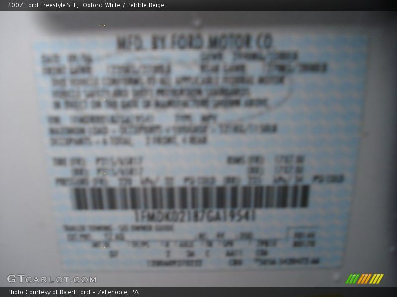 Oxford White / Pebble Beige 2007 Ford Freestyle SEL