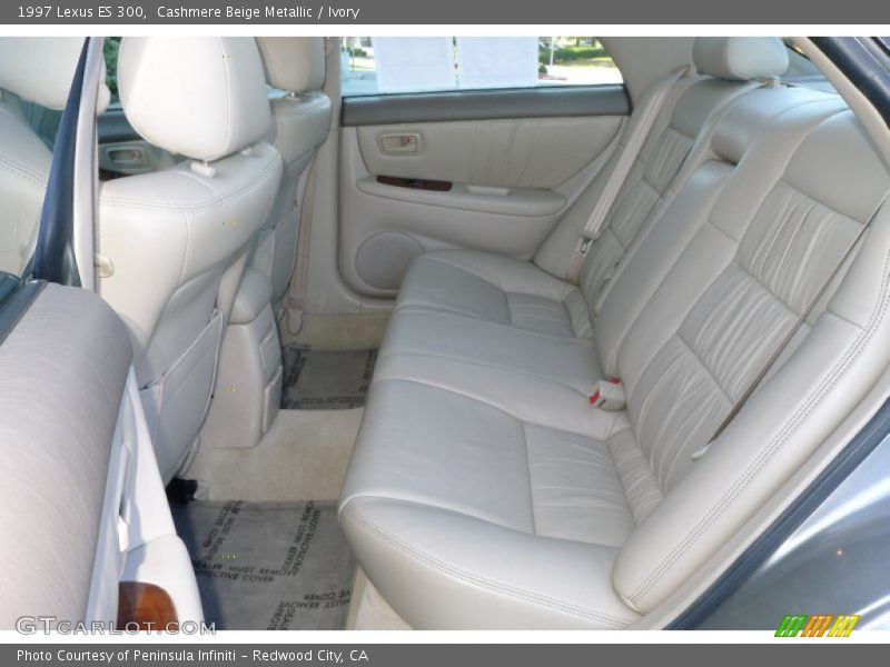 Cashmere Beige Metallic / Ivory 1997 Lexus ES 300