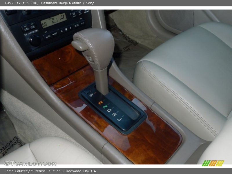 Cashmere Beige Metallic / Ivory 1997 Lexus ES 300