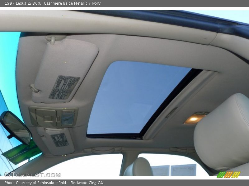 Cashmere Beige Metallic / Ivory 1997 Lexus ES 300