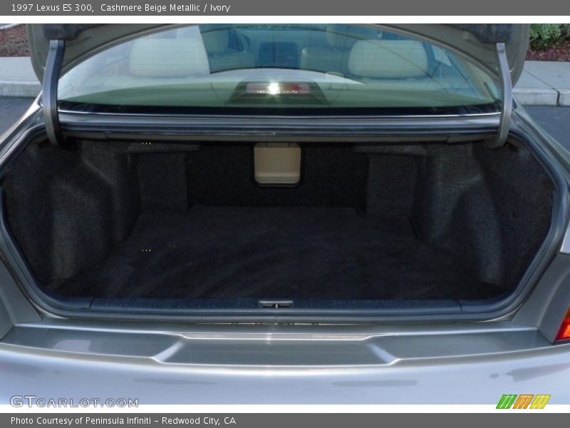 Cashmere Beige Metallic / Ivory 1997 Lexus ES 300