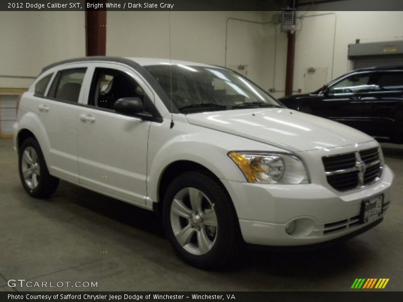 Bright White / Dark Slate Gray 2012 Dodge Caliber SXT