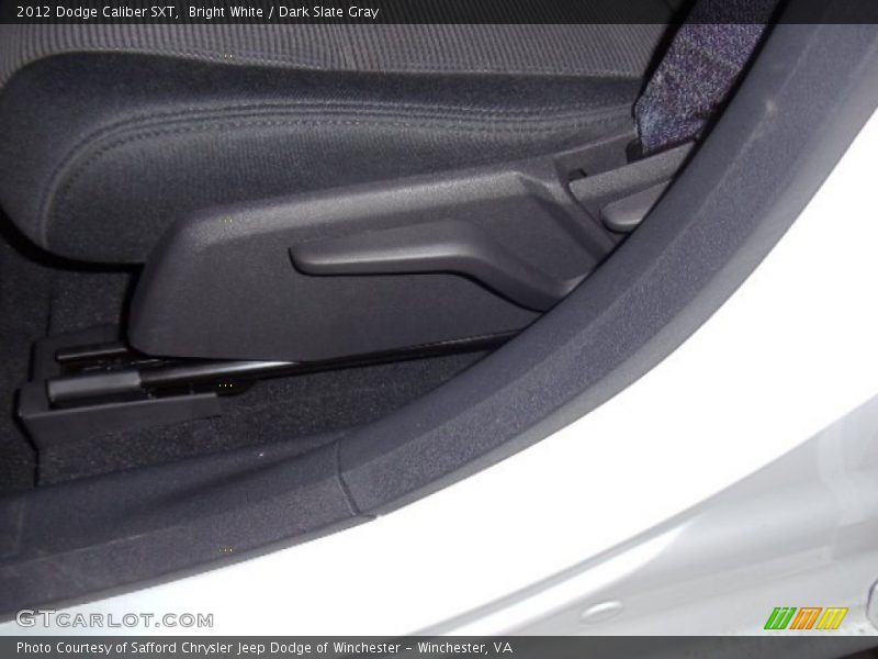Bright White / Dark Slate Gray 2012 Dodge Caliber SXT